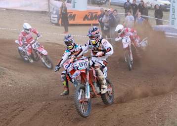 Rauchenecker vor Neurauter und den Schmidingers