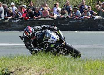 Vorjahressieger Ian Hutchinson geht auch heuer als Favorit in die Supersport-TT