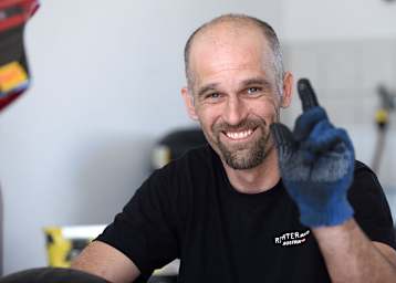 Michael Richter hat trotz Verletzung den Humor nicht verloren