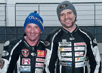 Mit Michael Grabmüller (re.) möchte Manfred Wechselberger an der Tourist Trophy teilnehmen