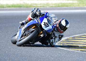 Der Yamaha-Pilot Philipp Steinmayr gewann das zweite Rennen der IOEM Superbike in Oschersleben