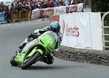 Auf dem Weg zu seinem besten TT-Ergebnis: Martin Jessopp 2017 bei der Lightweight-TT