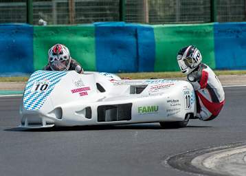Peter Gierlinger und Roman Gröbner auf einer RSR Suzuki