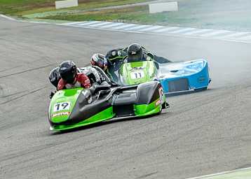 Schwegler/Röder (19) beim IDM-Finale in Hockenheim