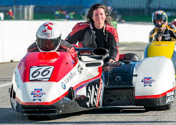 Mike Roscher und Anna Burkard mit der 66