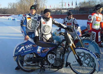 Stefan Pletschacher und Harald Simon in Kamensk Uralski