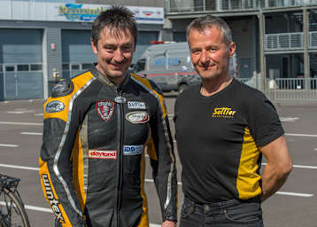 Josef Sattler (l.) und Beifahrer Uwe Neubert (r.) 