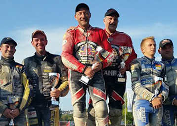 Ganz oben auf dem Treppchen standen Martin (r.) und Hermann Brandl (l.)