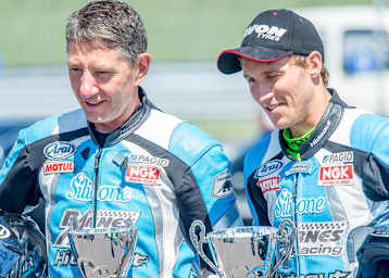 Mark Wilkes (r.), Ex-Beifahrer von John Holden (l.), wechselt zu Tim Reeves