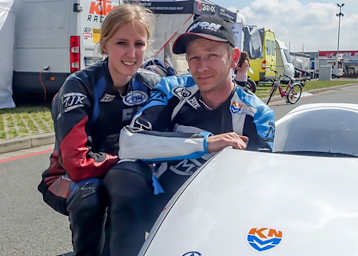 Bennie Streuer fährt in Le Mans mit Freundin Ilse da Haas