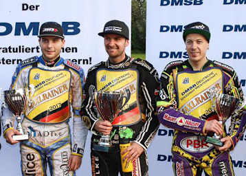 Kevin Wölbert (M.) wurde Deutscher Meister vor Kai Huckenbeck (l.) und Tobias Busch (r.)