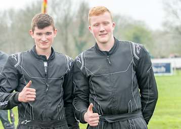 Marcel Raatjes (r.) und Beifahrer Marco Sterenborg (l.) gaben kürzlich ihr Debüt