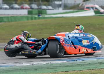 Andres Nussbaum/Manuel Hirschi gewannen die Konkurrenz der 1000er-Seitenwagen