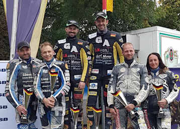 Siegerpodest bei der Seitenwagen-DM in Pfarrkirchen