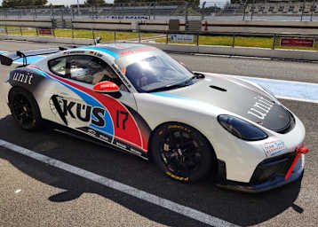Der neue Porsche 718 Cayman GT4 Clubsport bei Testfahrten in Südfrankreich 