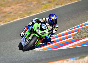 Hikari Okubo auf der Kawasaki ZX-6R