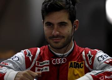 Miguel Molina wird in Zukunft einen Overall in Ferrari-Rot tragen