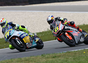Dominique Aegerter vor Sandro Cortese - hier in Assen