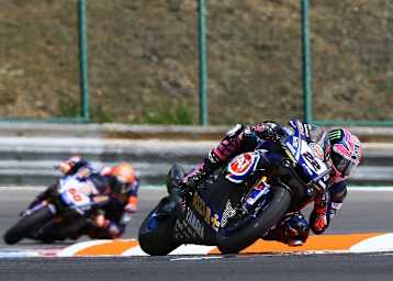 Fünf Yamaha sahen wir in der Superbike-WM lange nicht mehr