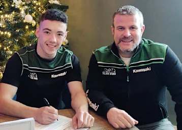 Eunan McGlinchey steigt 2020 in die Supersport-WM 300 auf