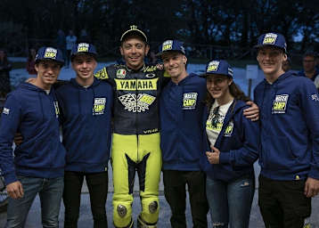 Valentino Rossi und die fünf Yamaha-Piloten aus der SSP300-WM