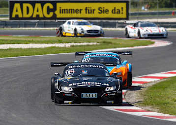 BMW führt im ADAC GT Masters vor dem Nürburgring