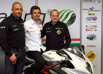 Bei der Präsentation von Schmidt Racing: Robert Balogh (li.) mit Nico Terol