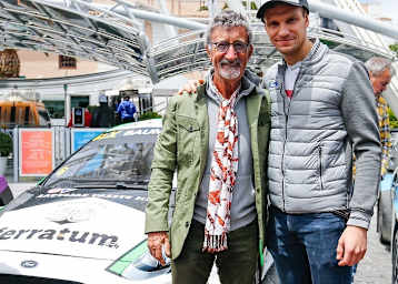 Eddie Jordan mit Janis Baumanis in Kapstadt