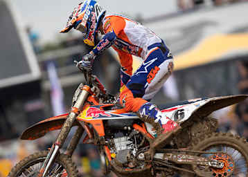 Glenn Coldenhoff gewann souverän den zweiten Lauf in RedBud, aber das niederländische Team ist durch Calvin Vlaanderens Ausfall chancenlos