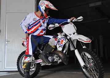 Der Tscheche Dominik Prochazka wird in Loket mit einer neuen ČZ antreten, die der TM sehr ähnlich ist