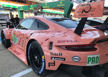Erinnert an die rosa Sau von 1971: Der Porsche 911 RSR von Michael Christensen, Kévin Estre und Laurens Vanthoor