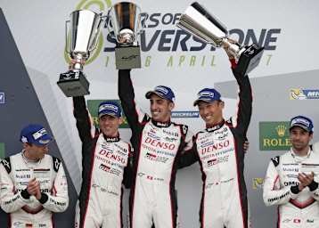 Die Sieger von Silverstone: Anthony Davidson, Sébastien Buemi, Kazuki Nakajima (v.li.) 