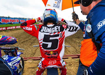 Ryan Dungey gewinnt den ersten Lauf von Unadilla