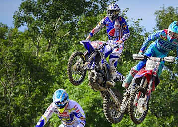 Romain Febvre gewinnt in Uddevalla den ersten MXGP-Lauf