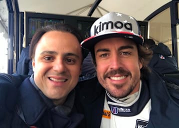 Felipe Massa liess es sich nicht nehmen, Fernando Alonso in Daytona zu besuchen