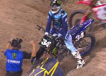 Dylan Ferrandis ist Westküsten-Champion