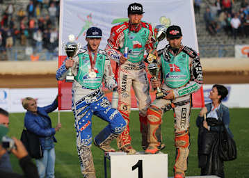 Die drei besten Junioren der Welt: Kacper Gomolski, Piotr Pawlicki und Mikkel Michelsen (v.l.)