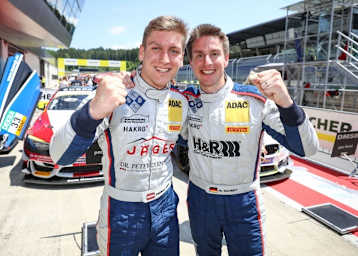 Großer Jubel am Red Bull Ring bei Thomas Jäger (li.) und Michael Schrey