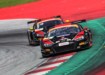 Die beiden Audi R8 LMS von Aust Motorsport
