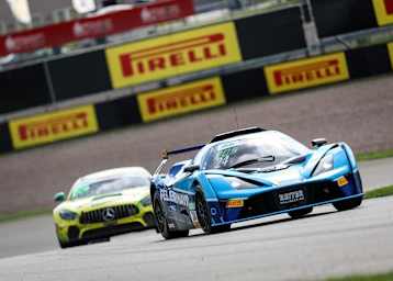 Der KTM X-Bow GT4 von Felbermayr-Reiter gewinnt am Samstag auf dem Sachsenring