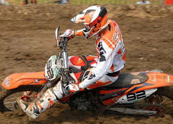 Wieder ist ein schweizer MX2-Pilot das Mass der Dinge: Valentin Guillod