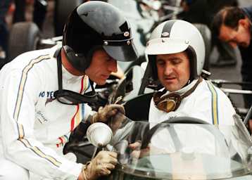 Dan Gurney mit Denny Hulme
