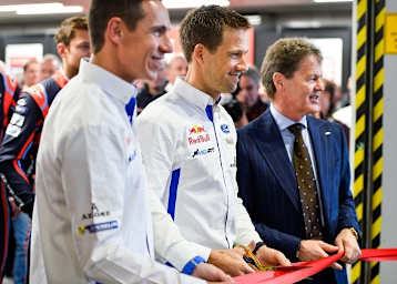Julien Ingrassia (li.), Sébastien Ogier und Malcolm Wilson