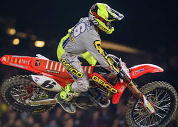 Jeremy Martin gewinnt das East-West-Showdown in Indianapolis