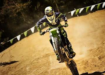 Wird Eli Tomac bald die Kawasaki KX450F bewegen?