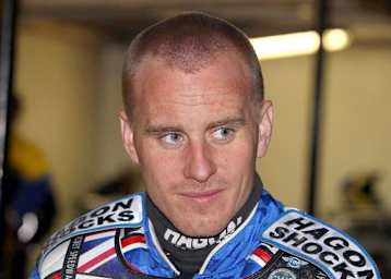 Lee Richardson: Freundlich, beliebt, ein guter Typ