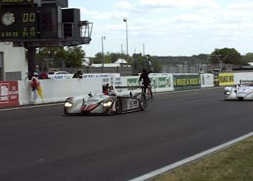 Das Team Goh siegt in Le Mans