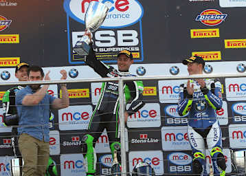 BSB Donington Podium Lauf 1 - Luke Mossey, Leon Haslam und Christian Iddon (v.l.)