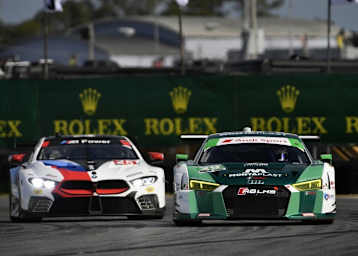 Der Audi R8 LMS von Land-Motorsport (re.) auf der Strecke von Daytona