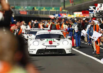 Gleich beim ersten Einsatz gab es den WEC-Klassensieg für den neuen Porsche 911 RSR